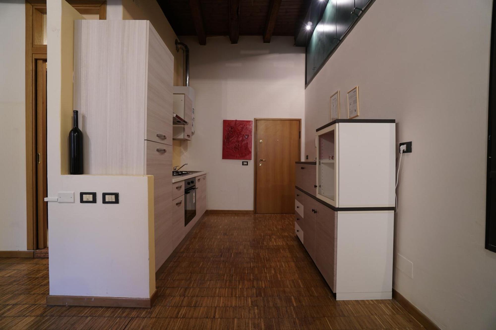 Romeohouse Central With Wifi Verona Bagian luar foto